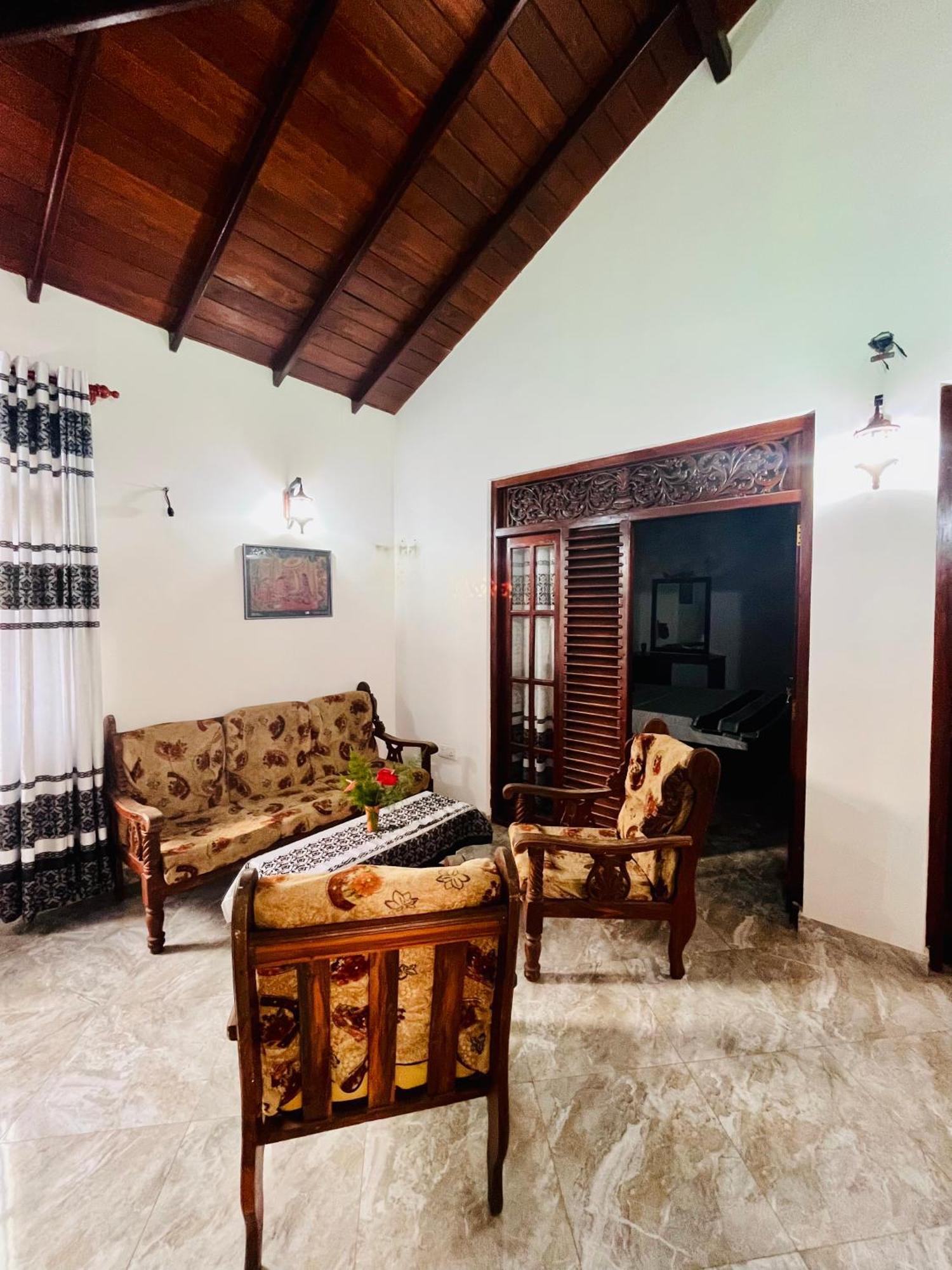 Villa Roy Bentota Exterior photo